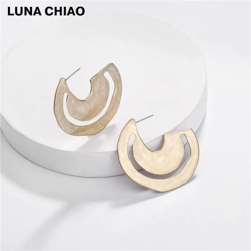 Worn Gold LUNA Чао носить цвета: золотистый, серебристый покрытие лунный Форма Хооп серьги ювелирные изделия Модные женские туфли аксессуары - Окраска металла: Worn Gold