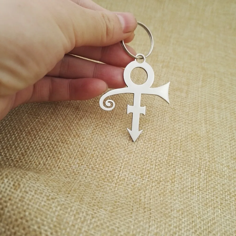 Модный комплект из 2 предметов Стиль принц символ любви брелок певица музыка