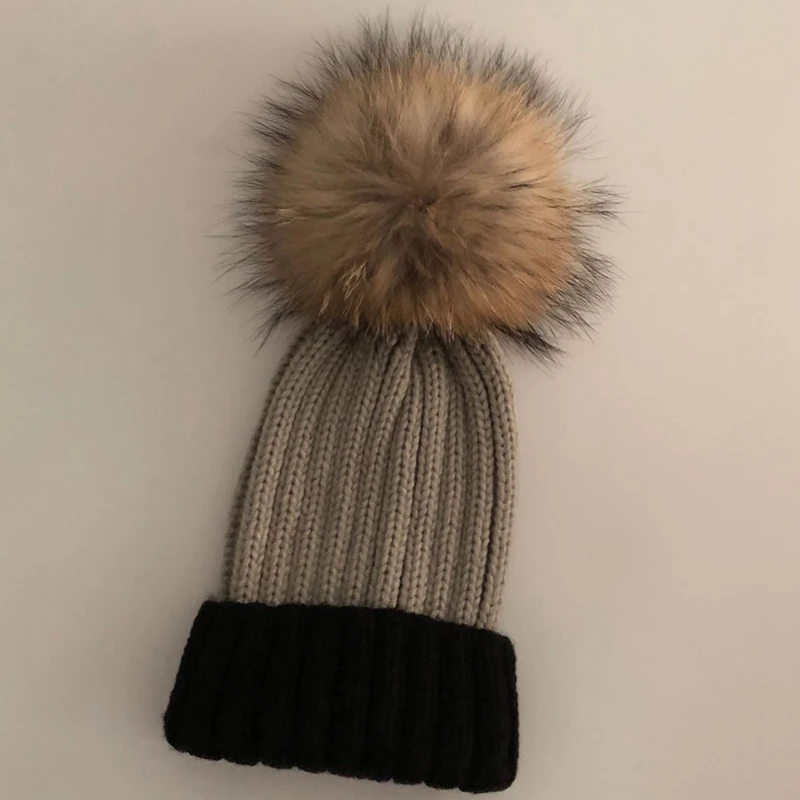 Black and Grey Повседневная Новинка, настоящие помпоны из лисьего меха, 15 см, Skullies Beanies, шапки для детей, зимняя шапка для девочек, одноцветная шерстяная хлопковая шапка Skullies Beanies - Цвет: Black and Grey