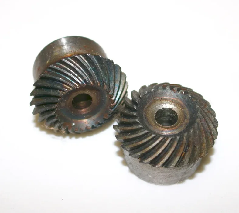 

1.5M-20T/20T Precision spiral bevel gear helical gear-Diameter:32mm hole d:10mm