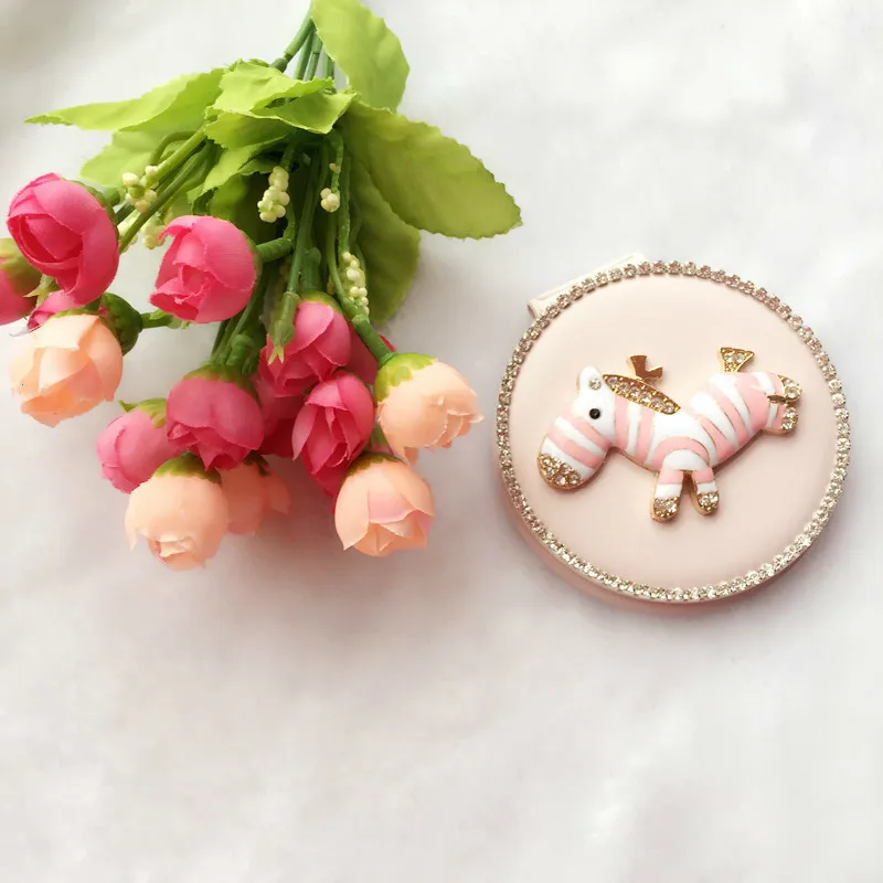 Портативное косметическое зеркало оригинальность Корея с одной мини-принцессой