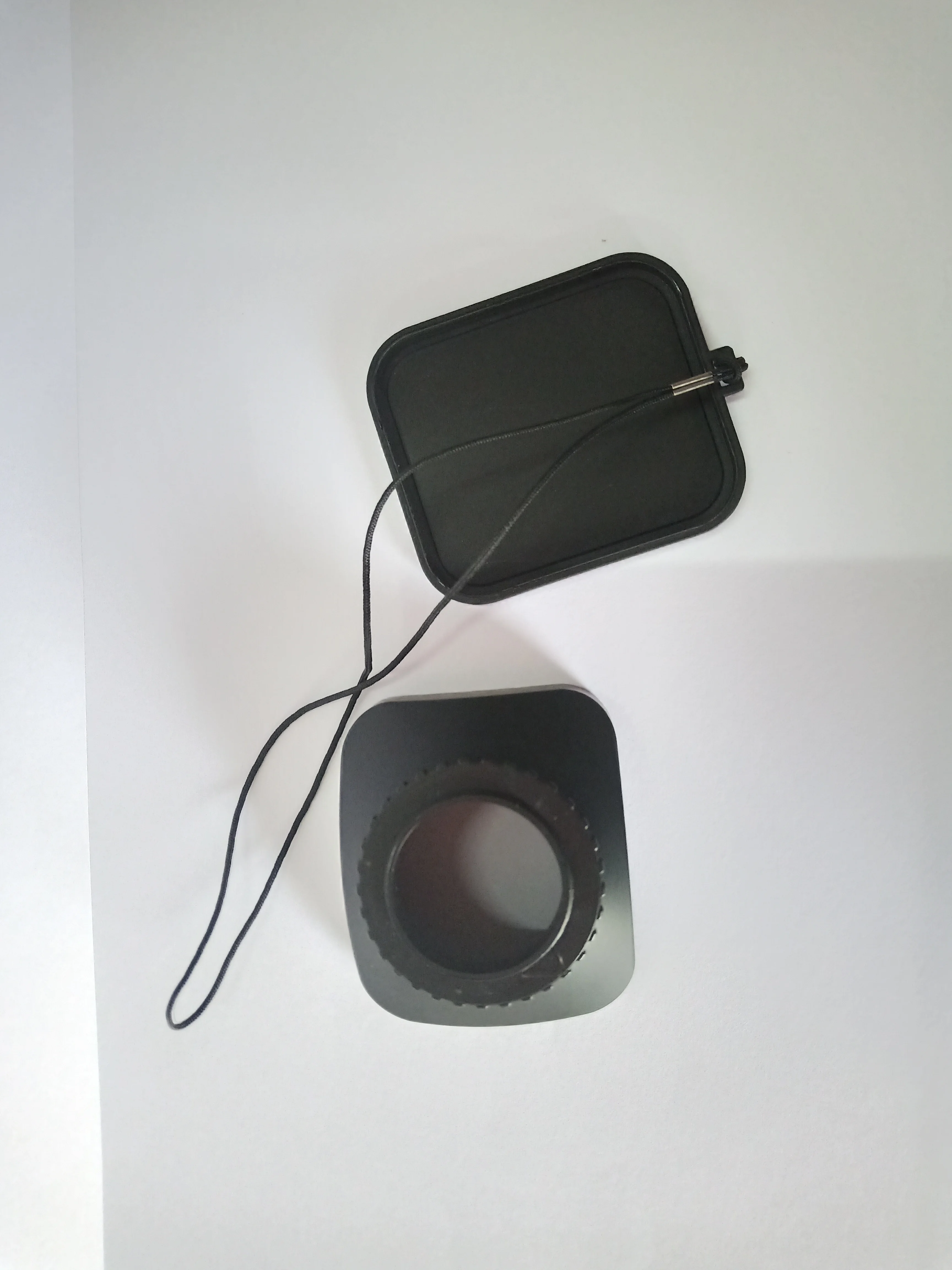 Mennon Screw-In Digital Video Lens Hood in Black for Cameras Camcorders New