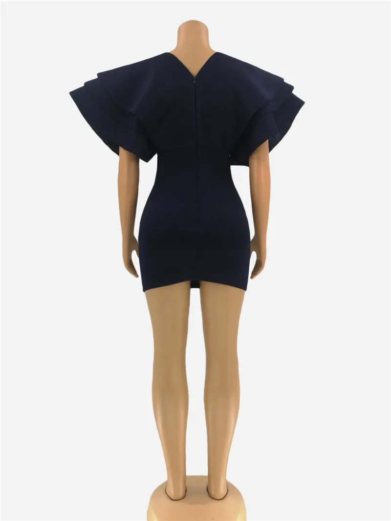 Женское Бандажное платье облегающее мини с глубоким вырезом и рукавом фонариком