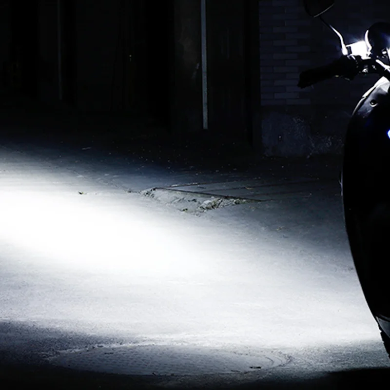 

BAOBAO Motorcycle 12 LED Motorbike Headlight Bulbs 12W Black Silvery Shell Super Bright Light Waterproof Bulb 6000K 12V-80V