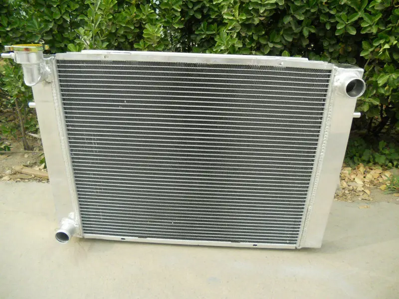 Новый 3 рядный Алюминиевый Радиатор с ручным управлением MT + вентилятор для Holden