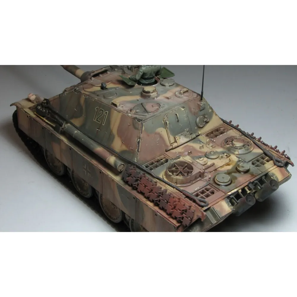 Tamiya по супер скидке 35203 1/35 Пособия по немецкому языку самоходное противотанковое орудие Jagdpanther Sd Kfz 173 поздней версии сборки БТТ модель здания Наборы о rc игрушки