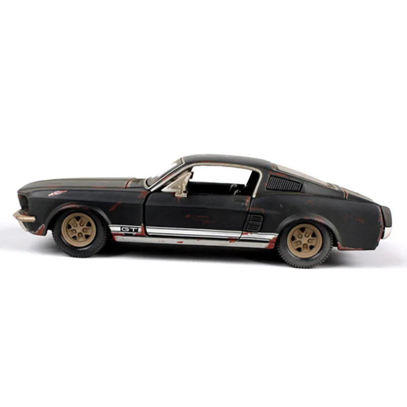 Детские игрушки Maisto 1:24, старая версия 1967, Mustang GT, черные спортивные машины, 1/24 сплав, литая под давлением модель автомобиля, игрушки для коллекции
