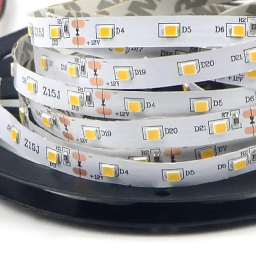 СВЕТОДИОДНАЯ лента SMD 2835 Ulter яркая 12В 5 м 300 Светодиодная неводонепроницаемая