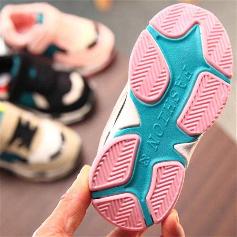 Детская обувь Цвет подходящие кроссовки сетки для маленьких мальчиков и девочек