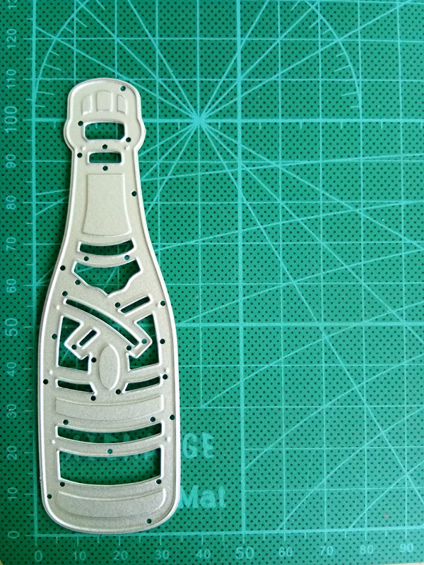Бутылка для сока вина граница 110*35 мм Металлические резные штампы альбом