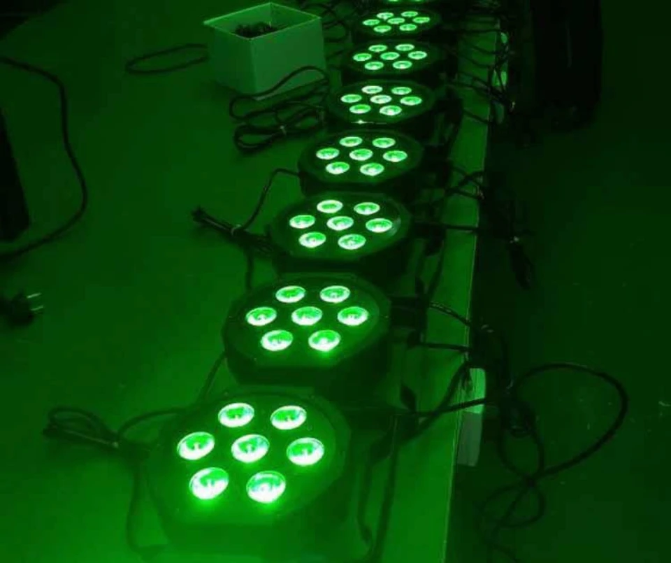 20 шт./лот плоский LED par 7x4 Вт RGBW/RGBA Тонкий Par может осветить Мини DJ сценические огни