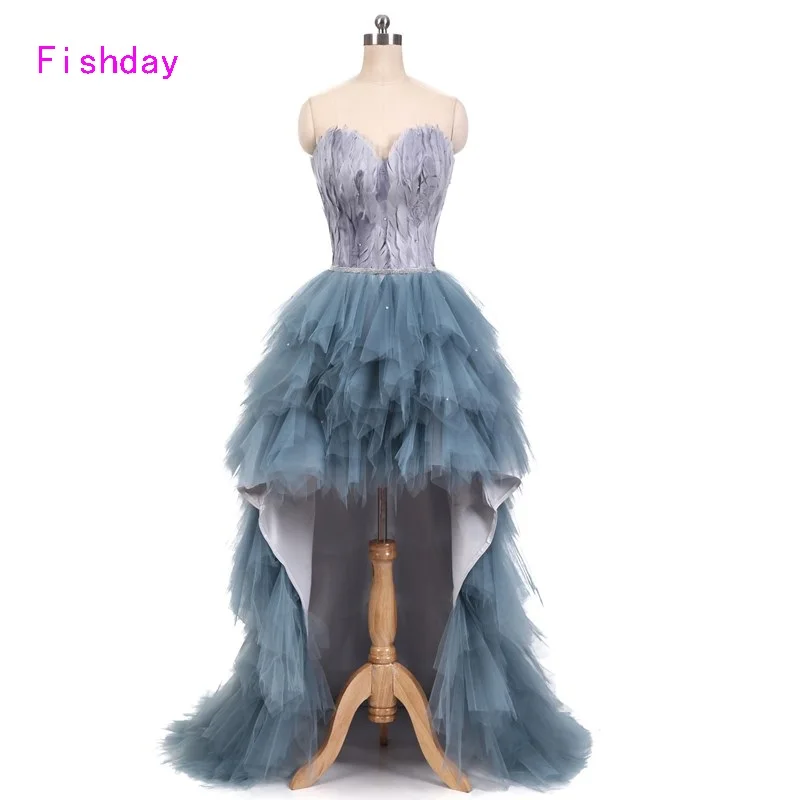 Fishday вечернее платье короткое спереди и длинное сзади Настоящее Серый перьевой