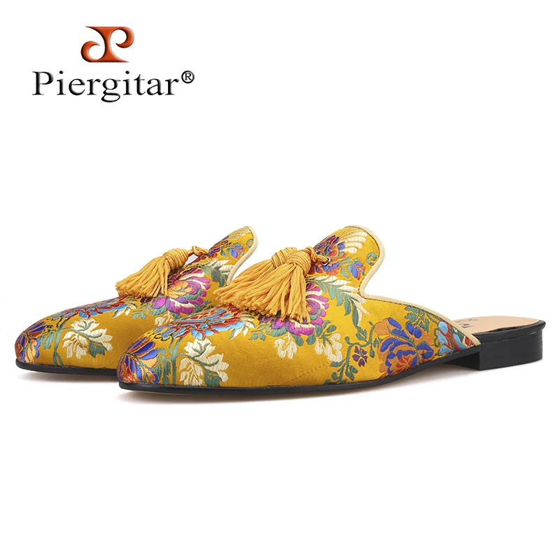 Piergitar em Tons de Ouro Mules com Franjas Multi Cores Jacquard Silk Combinando Borlas Artesanais Chinelos Masculinos Tamanhos Grandes Men