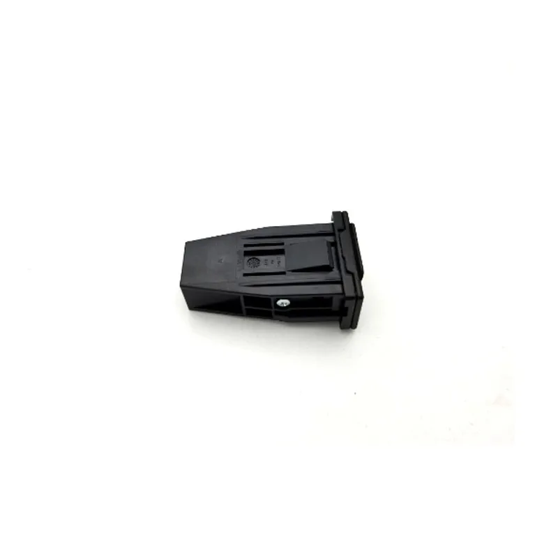 Адаптер для центрального подлокотника Mitsubishi ASX с USB разъемом 8718A013|Переключатели и