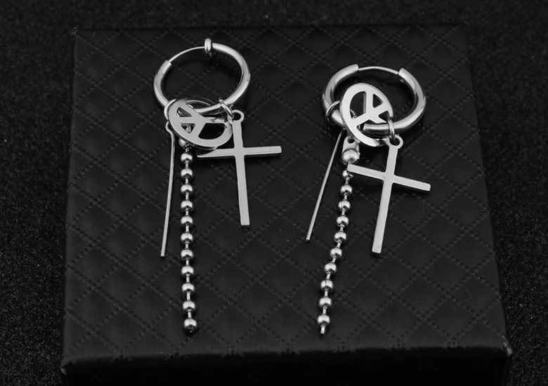 LEADERBEADS мужской Корейский серебряный крест из нержавеющей стали анти войны Kpop серьги клип на длинной кисточкой серьги для мальчиков Аксессуары в стиле панк