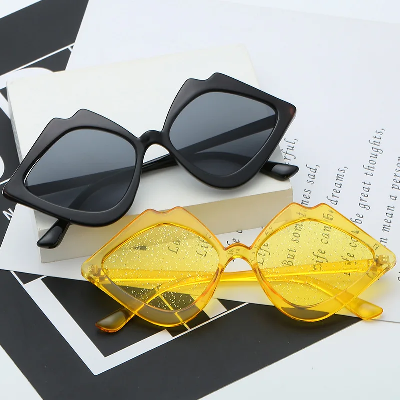 2019 Лидер продаж стильная женская обувь сердце Форма солнцезащитные очки модные