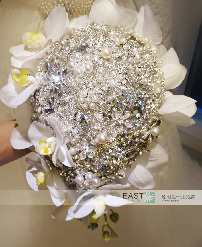 Мужская брошь из горного хрусталя с кристаллами и жемчужинами на заказ | Свадьбы