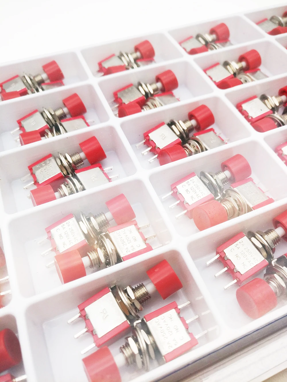 6 мм красный 3Pin DS-612 Кнопка сброса Бесплатная кнопка блокировки кулисный