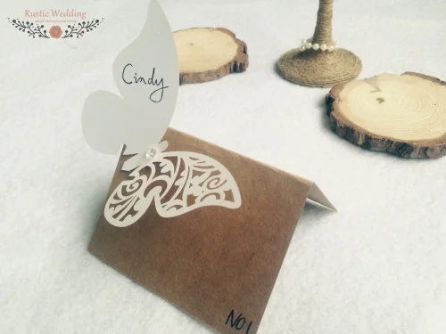 Набор из 25 Крафтовая Упаковка карты с бабочкой и акриловая салфетка для стола