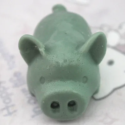 

Silicone mold pig shape handmade soap clay mould fondant cake chocolate mold