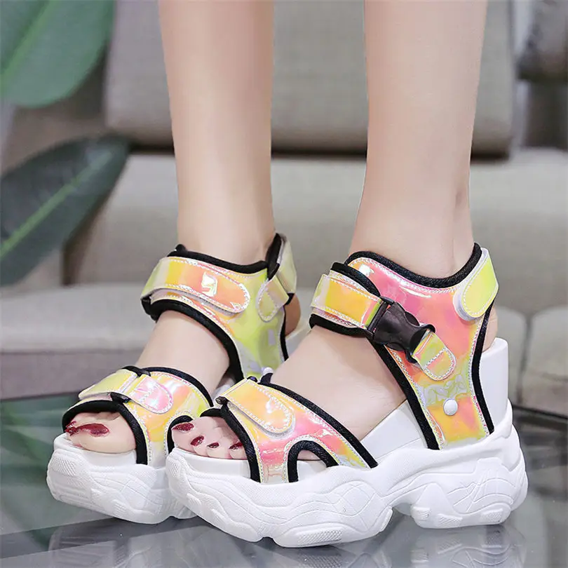 NAYIDUYUN летние теннисные туфли для женщин кожа Платформа клинья Высокий каблук