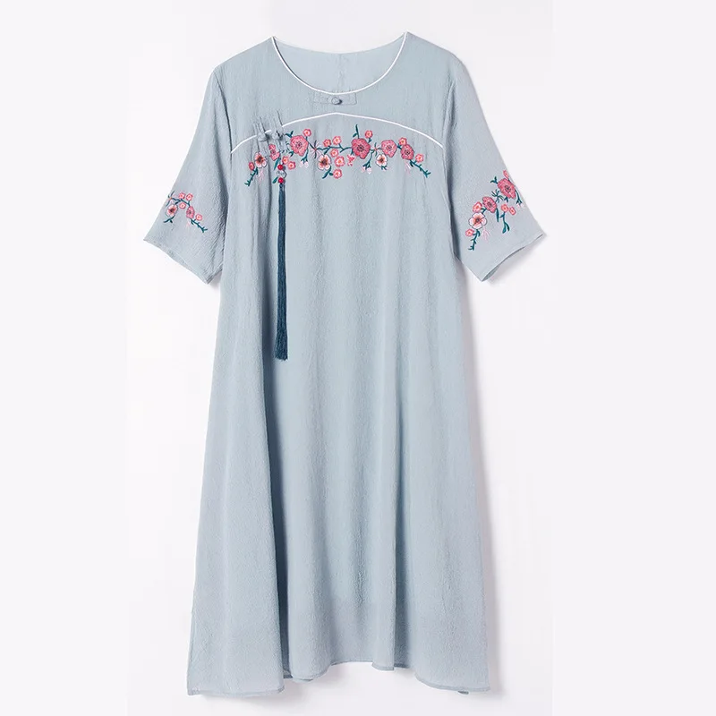 

2019 Summer Cheongsam Modern Sexy Chinese Traditional Dress Vestido Embroidery Cheongsam National Style Retro Dress