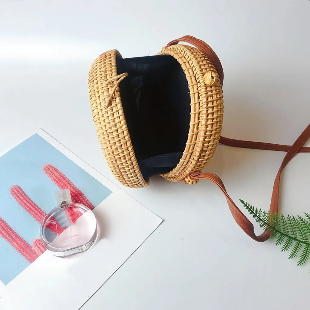 

2019 Straw Shoulder Bag Women Summer Circle Bags Handwoven Bali Round Retro Rattan Straw Shoulder Bag New Casual Bag Feminina