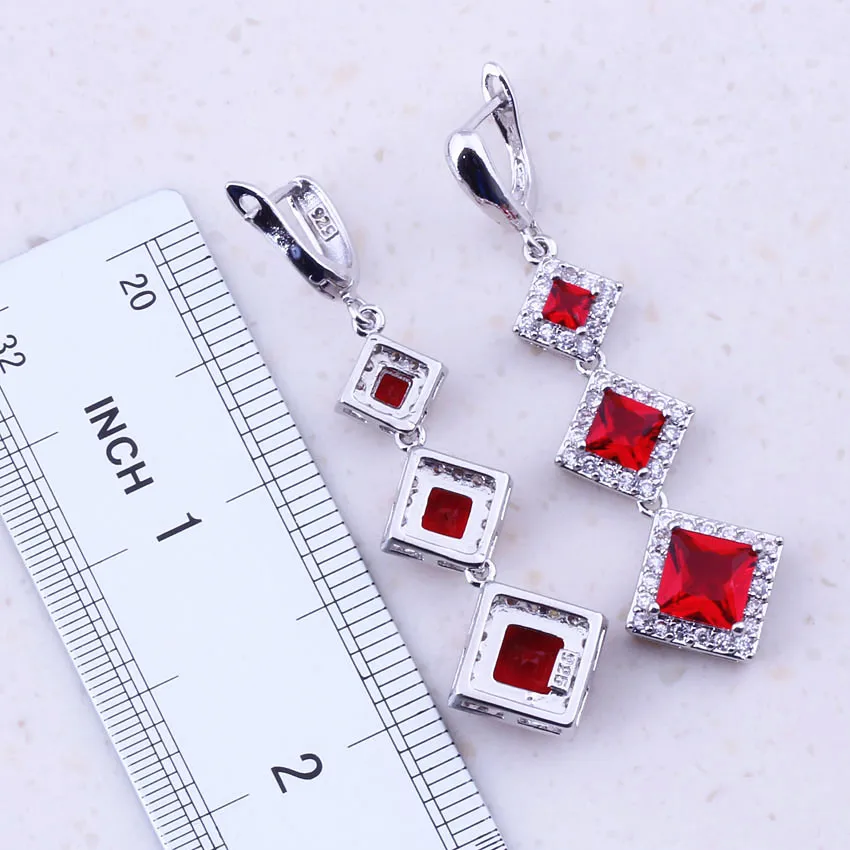 Женский ювелирный комплект из серебра 925 пробы с белыми фианитами | Украшения и