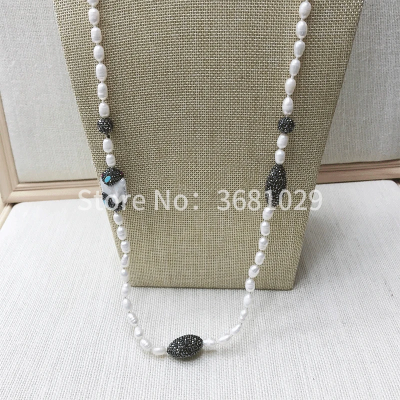 2018 new pearl necklace with simple temperament, personality accessories and fashion accessories