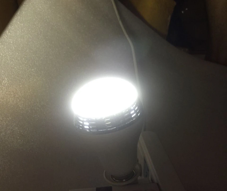 WiFi умная E27 RGB лампа Bluetooth 4 0 аудио колонки с регулируемой яркостью Светодиодная