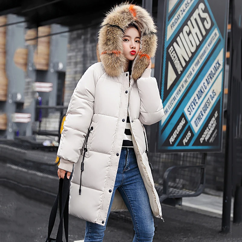 Зимние утепленные куртки 2018 большим меховым воротником Верхняя одежда с