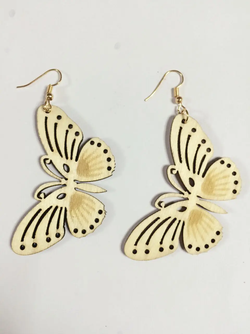 Парные необработанные круглые деревянные серьги украшения 2016 новый дизайн Новое