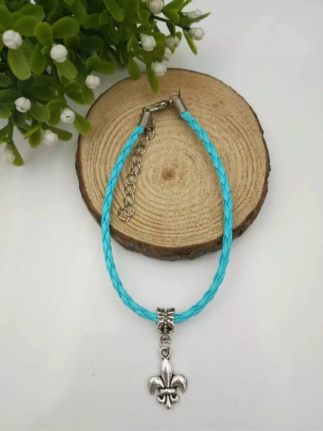 20 шт./лот Быстрая доставка Флер де Лис Висячие Бусы Кулон Разноцветные Кожаные