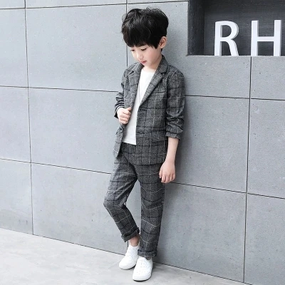 Комплект из двух предметов для мальчиков жакет и брюки приталенное вечернее