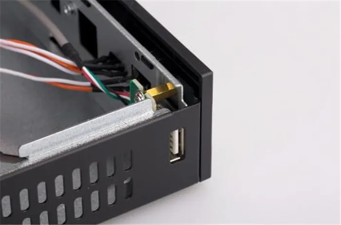 2 шт. стальной мини HTPC чехол Черный mini ITX чехол для компьютера игровой ПК настольный чехол с креплением на стену и винтами VESA