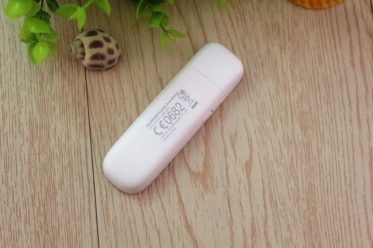 Разблокированный huawei usb 3g модем с внешней антенной Huawei E353|Беспроводные роутеры| |