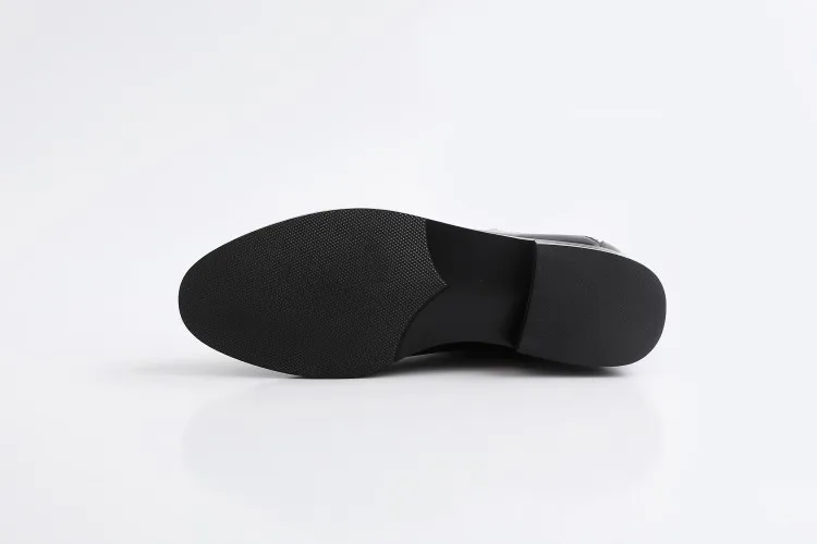 Ботильоны женские из натуральной кожи на низком каблуке с металлической