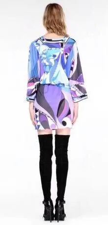 Женское эластичное трикотажное платье с поясом красивым V-образным вырезом |