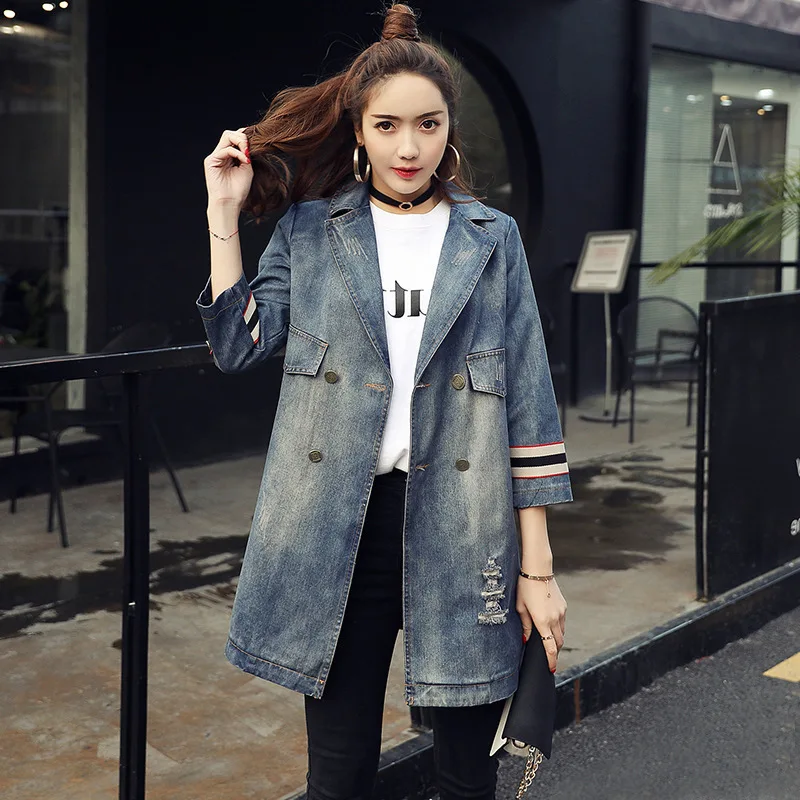 Тренчкот женский джинсовый двубортный уличная одежда с синими дырками длинная