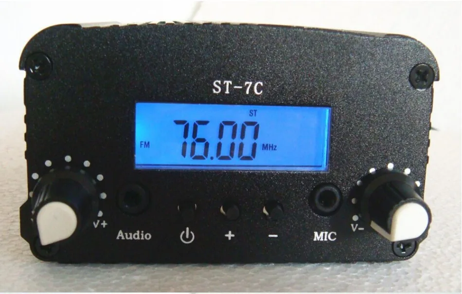 7 Вт FM стерео радио fm-передатчик диапазон частот: 76 ~ 108 МГц 1 кВт передатчик |