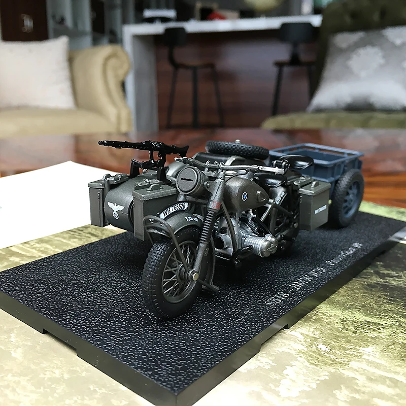 Классический Новый Специальный литой металлический 1/24 боковой трехколесный 750