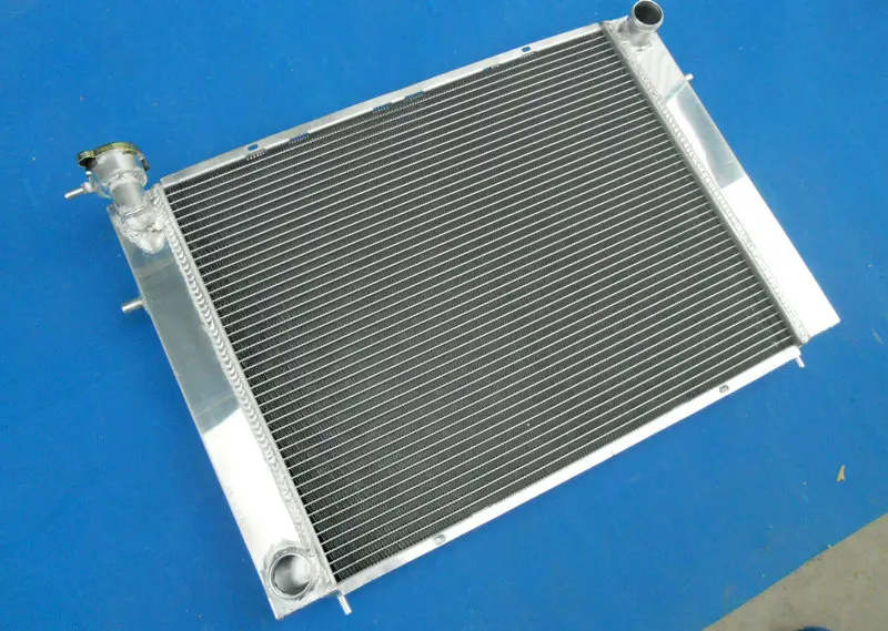 Новый 3 рядный Алюминиевый Радиатор с ручным управлением MT + вентилятор для Holden