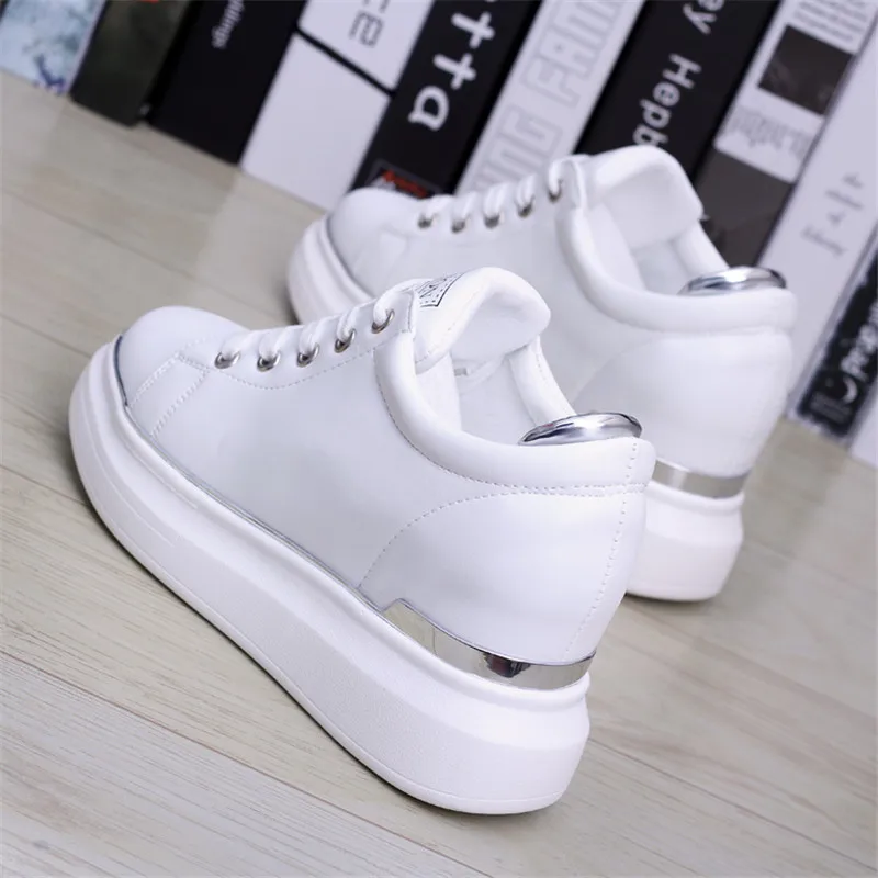 Женские кроссовки на скрытой платформе; женские кожаные туфли золотистого, серебристого и белого цветов; женская повседневная обувь; Krasovki tenis feminino
