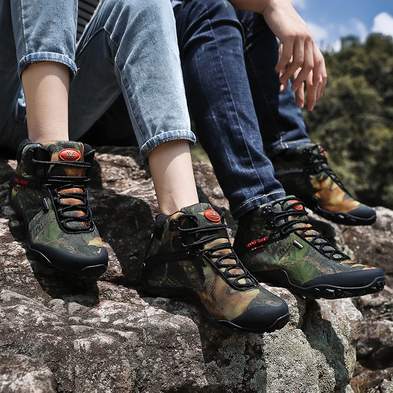 

Xiang Guan men outdoor Hiking shoes women canvas sport trekking boots Anti-skid Wear Mountain Climbing Shoes 36-48