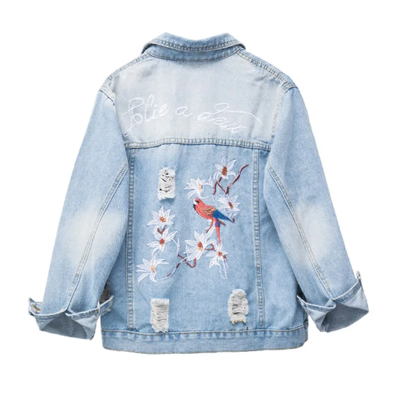 Женская джинсовая куртка PERHAPS U синяя свободная с вышивкой в виде попугая