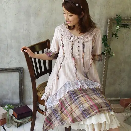 Фото Summer Mori Girl Lace Plaid Lolita Dress Women Sweet Sashes Ruffle Peter Pan Collar knitted Vestidos AF717 Женская одежда Summer Mori Girl Lace Plaid Lolita Dress Women Sweet Sashes Ruffle Peter Pan Collar knitted Vestidos AF717 Женская одежда