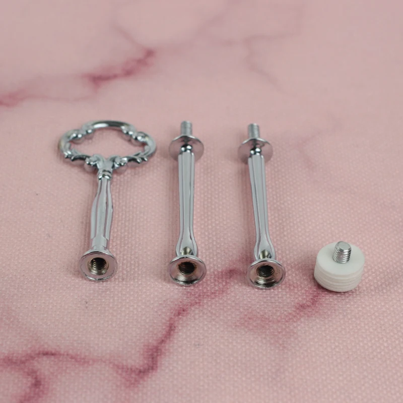 

Best Price Wholesale Small Flower Shape Gold 3 Tier Silver Cupcake Weeding Fitting Metal Cake Stand Rods