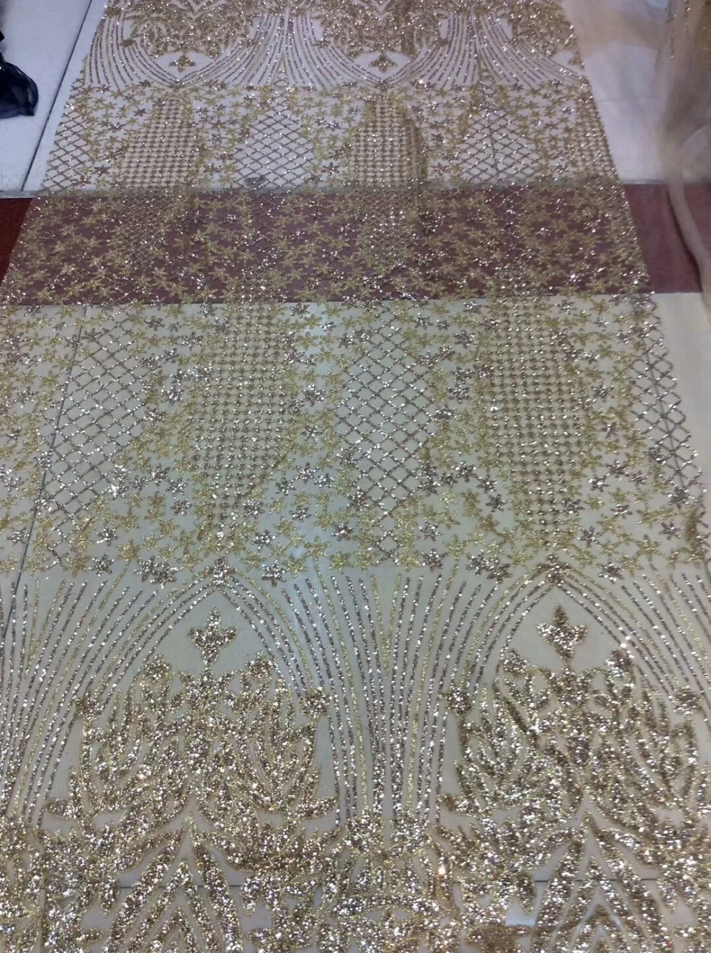 

5 yards of African lace MYHL1368 high-end wedding fabrics Nigeria hot products factory direct sales you can customize any patter