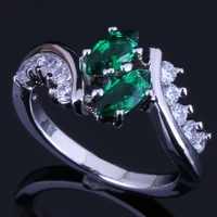 terrific green cubic zirconia white cz silver plated ring v0408