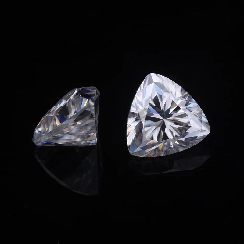 

Trillion Cut 13x13mm EF Color VVS Clarity Synthetic Moissanite Loose Gemstones for Jewelry Making